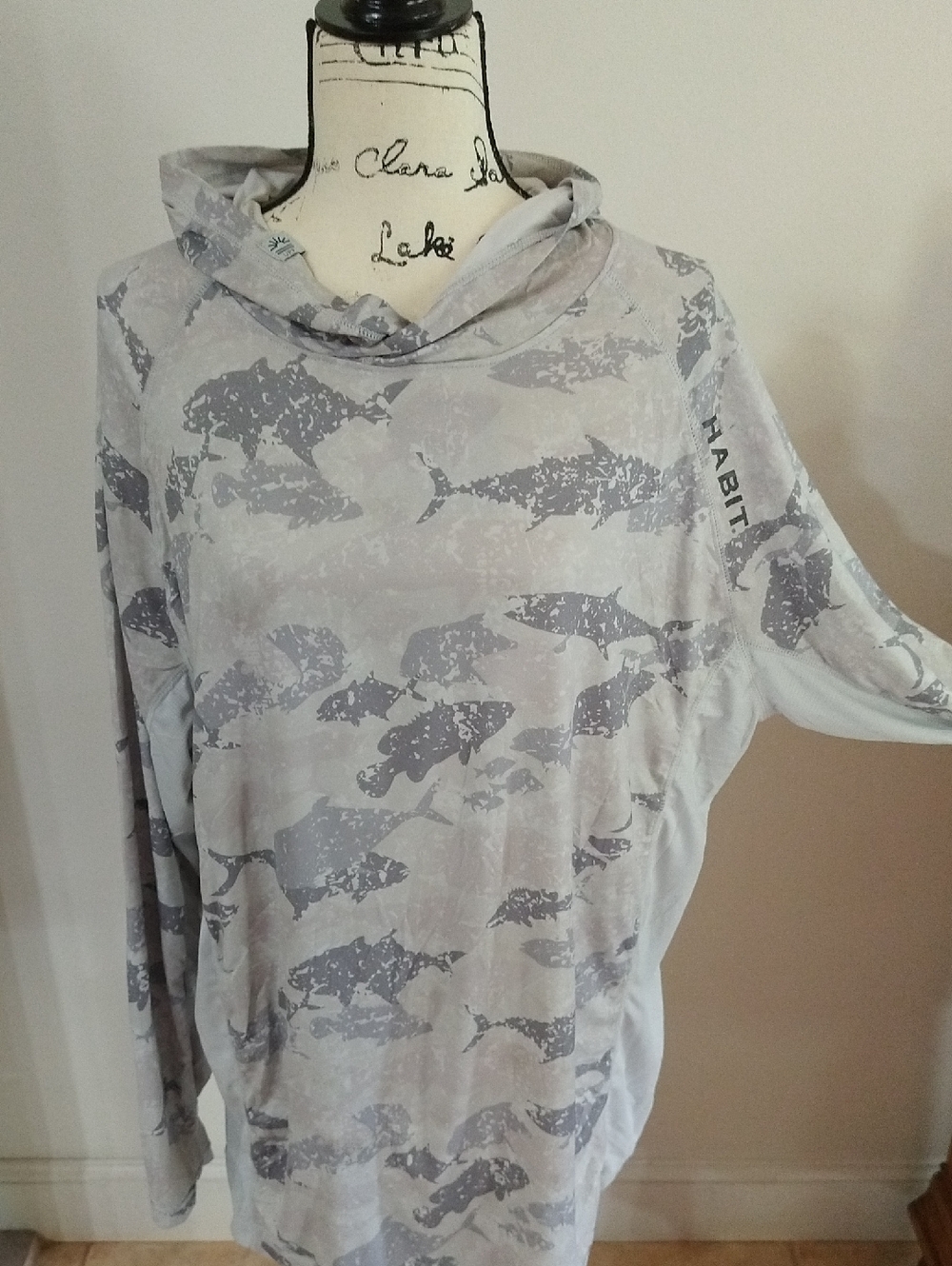 Men's Light Gray Fish-Print Hooded Pullover XL Habit Brand
